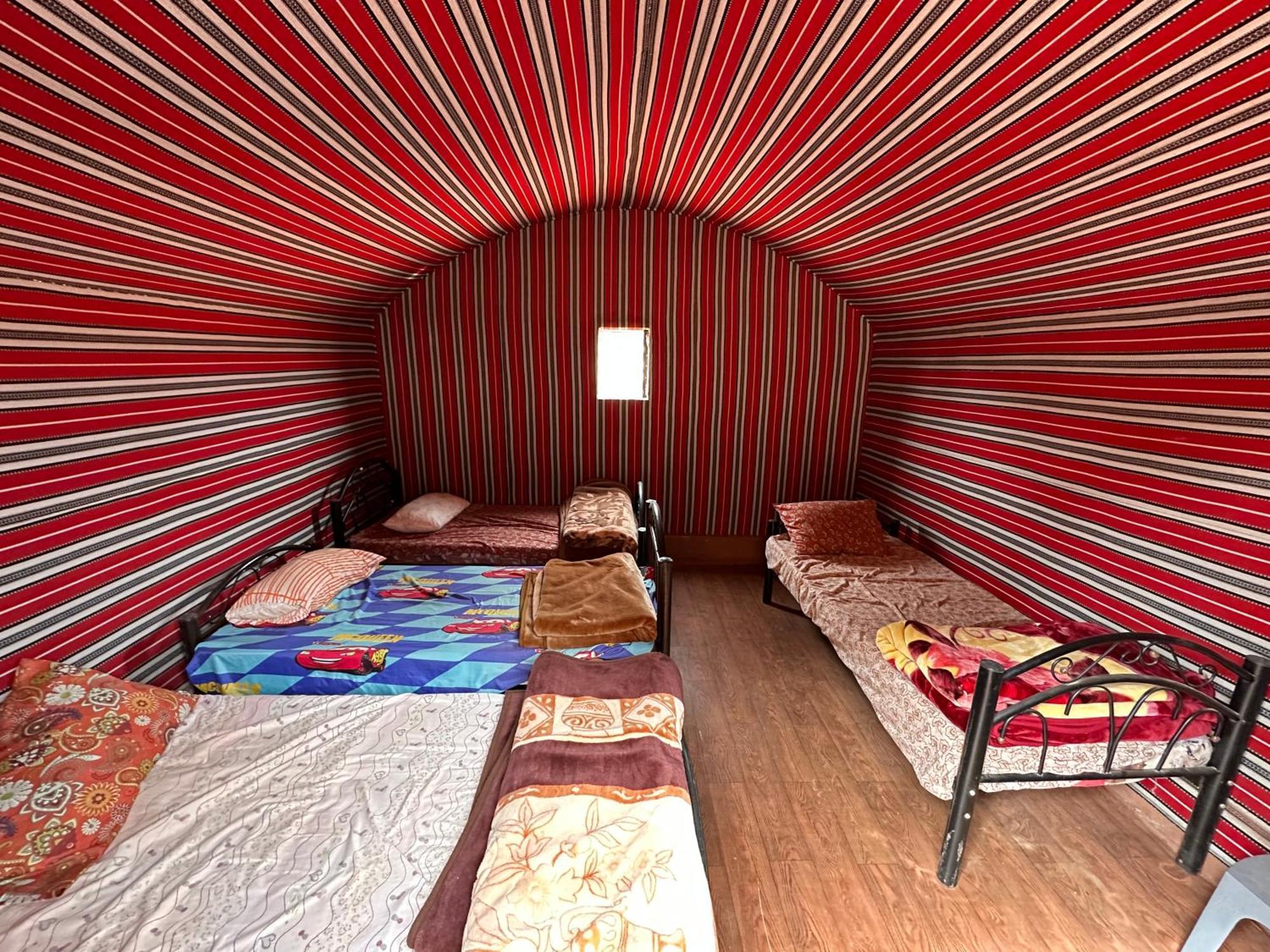 Sunset Dreams Camp Apartamento Wadi Rum Exterior foto